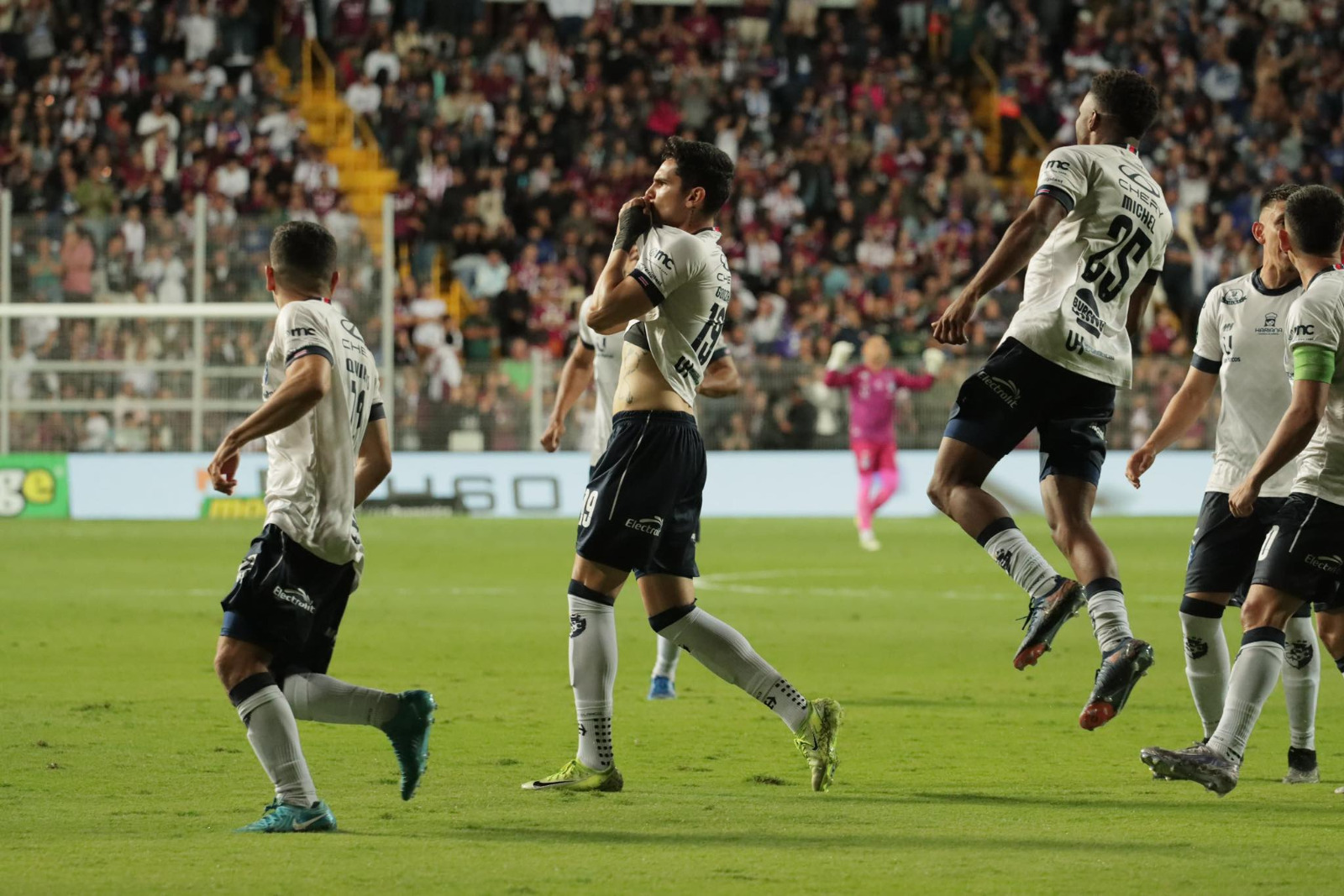 Cartaginés responde a polémica arbitral del juego ante Saprissa 