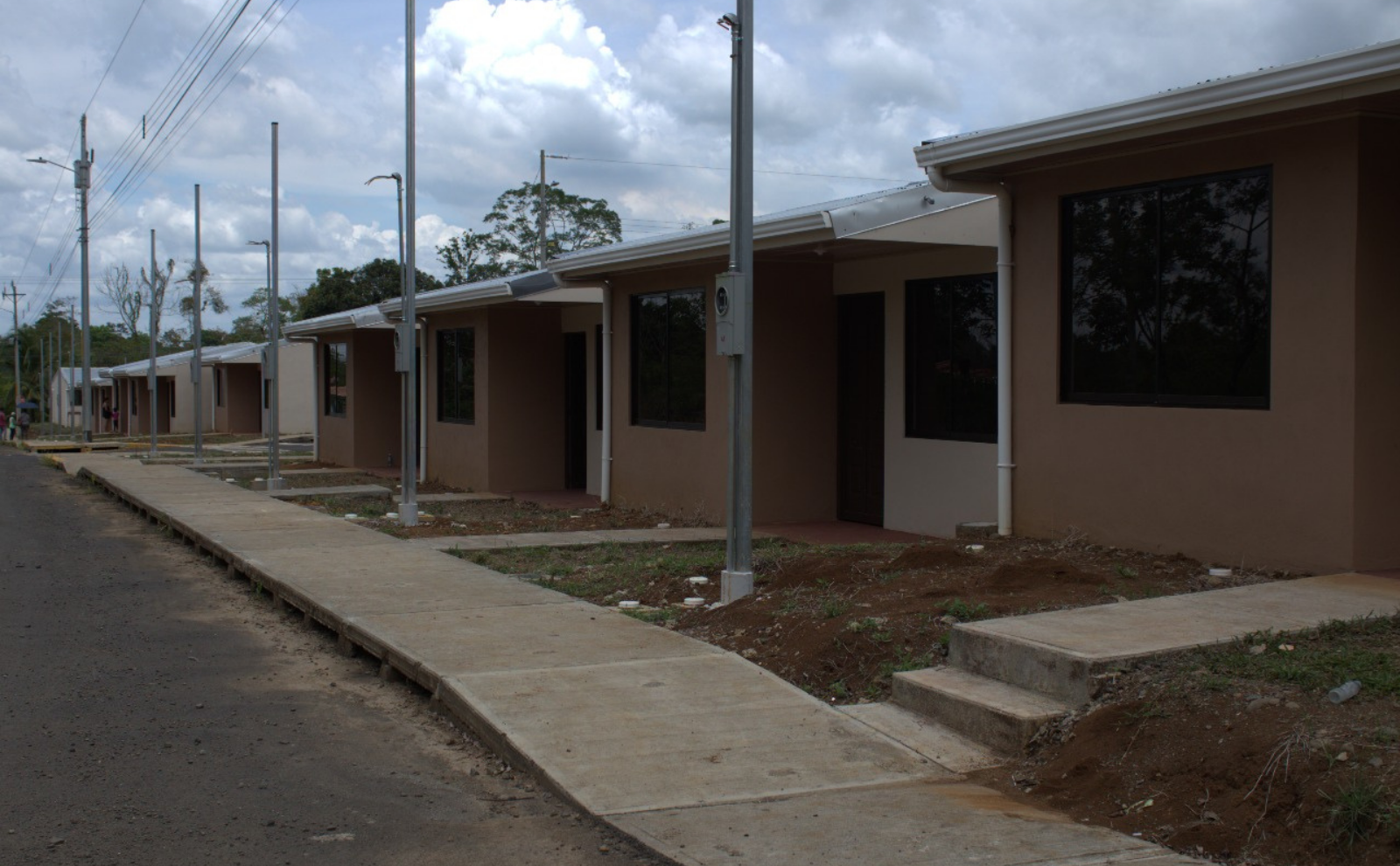61 familias accederán a vivienda digna en Guatuso
