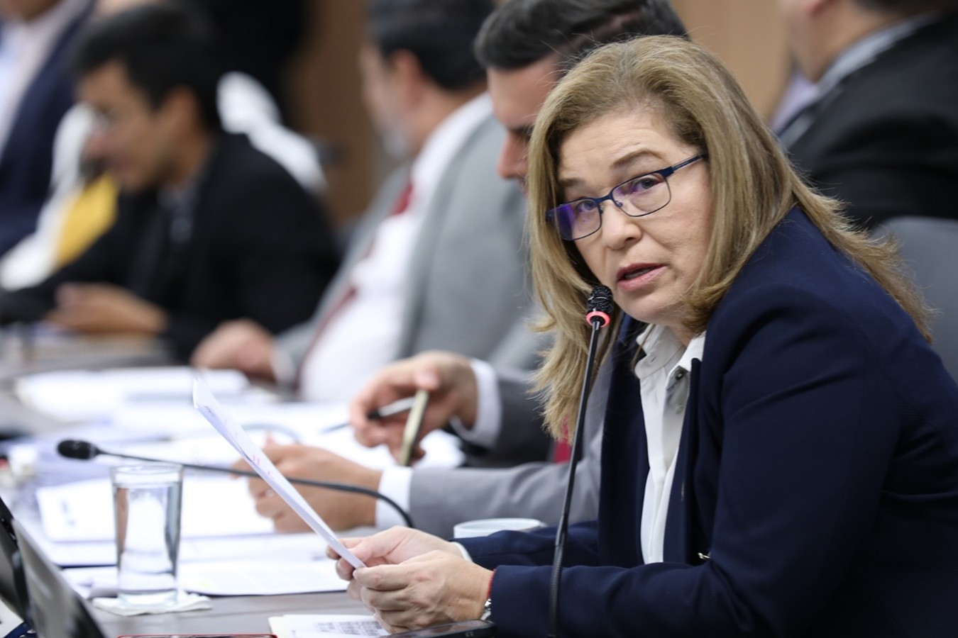 Ada Acuña critica a diputados por denuncia al presidente