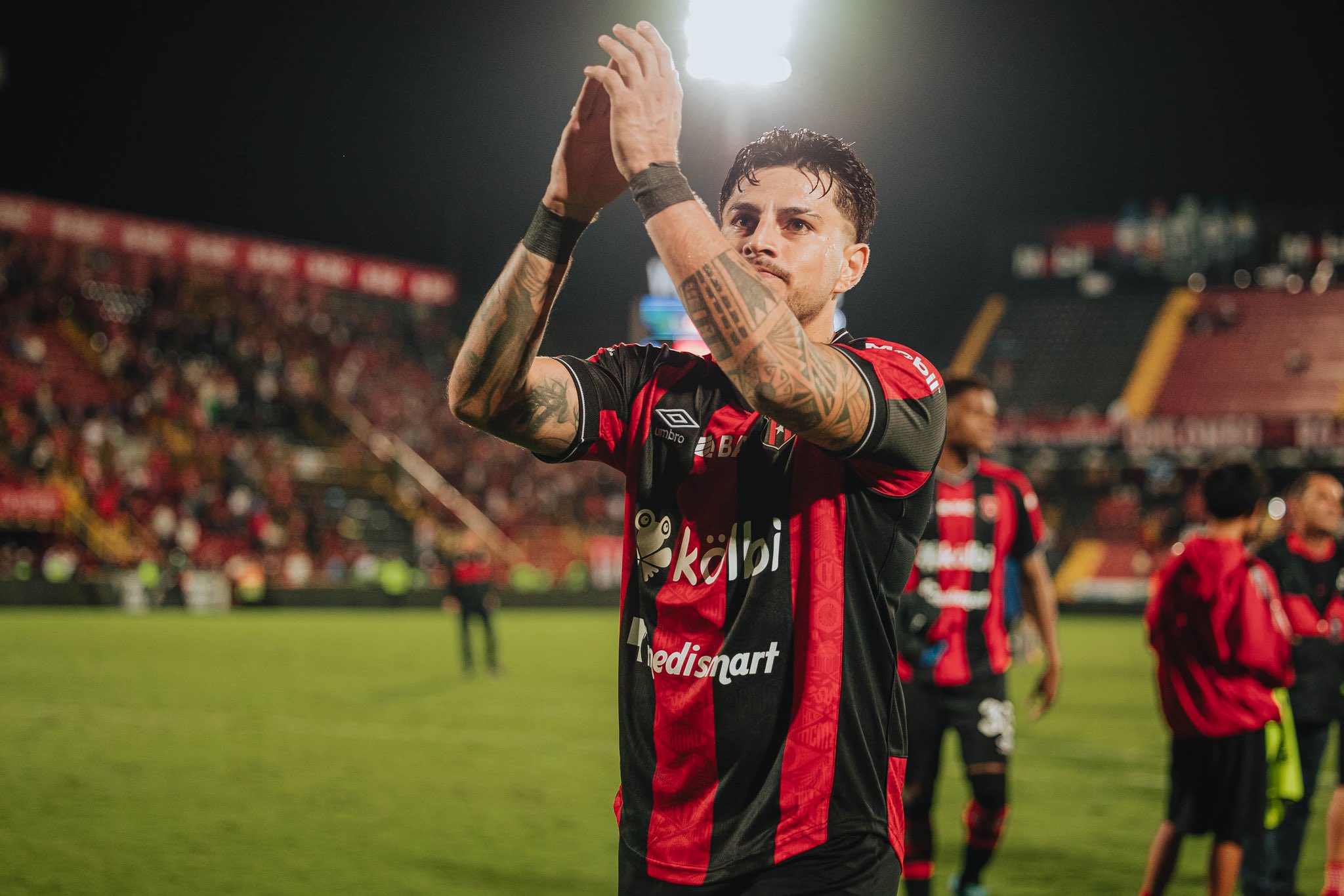 Alajuelense busca romper la estadística ante Saprissa