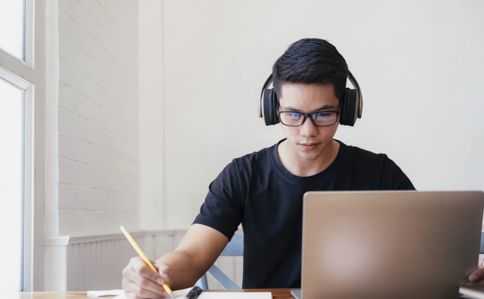 Jóvenes podrán capacitarse en competencias digitales 