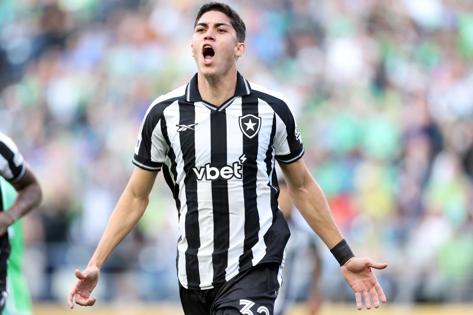 Botafogo usó la cabeza para derrotar al Seattle Sounders
