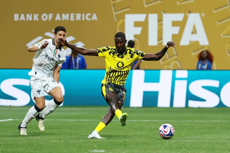 Borussia Dortmund elimina a un Monterrey que luchó hasta el final