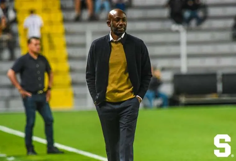 Saprissa y Alajuelense sacuden el mercado del Apertura 2025