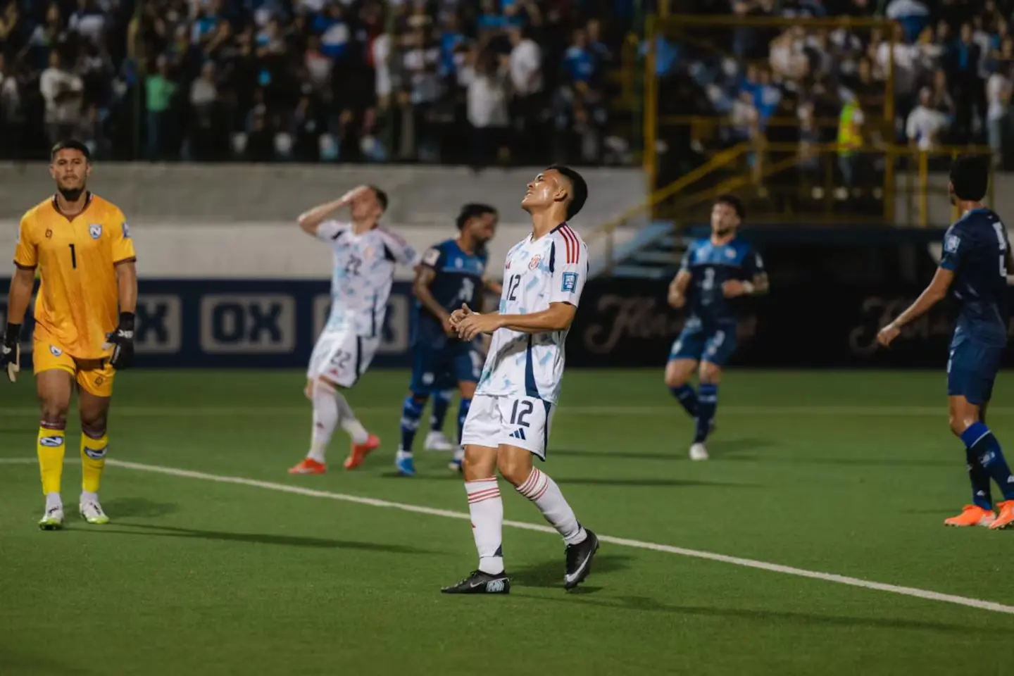 Costa Rica concede histórico empate ante Nicaragua
