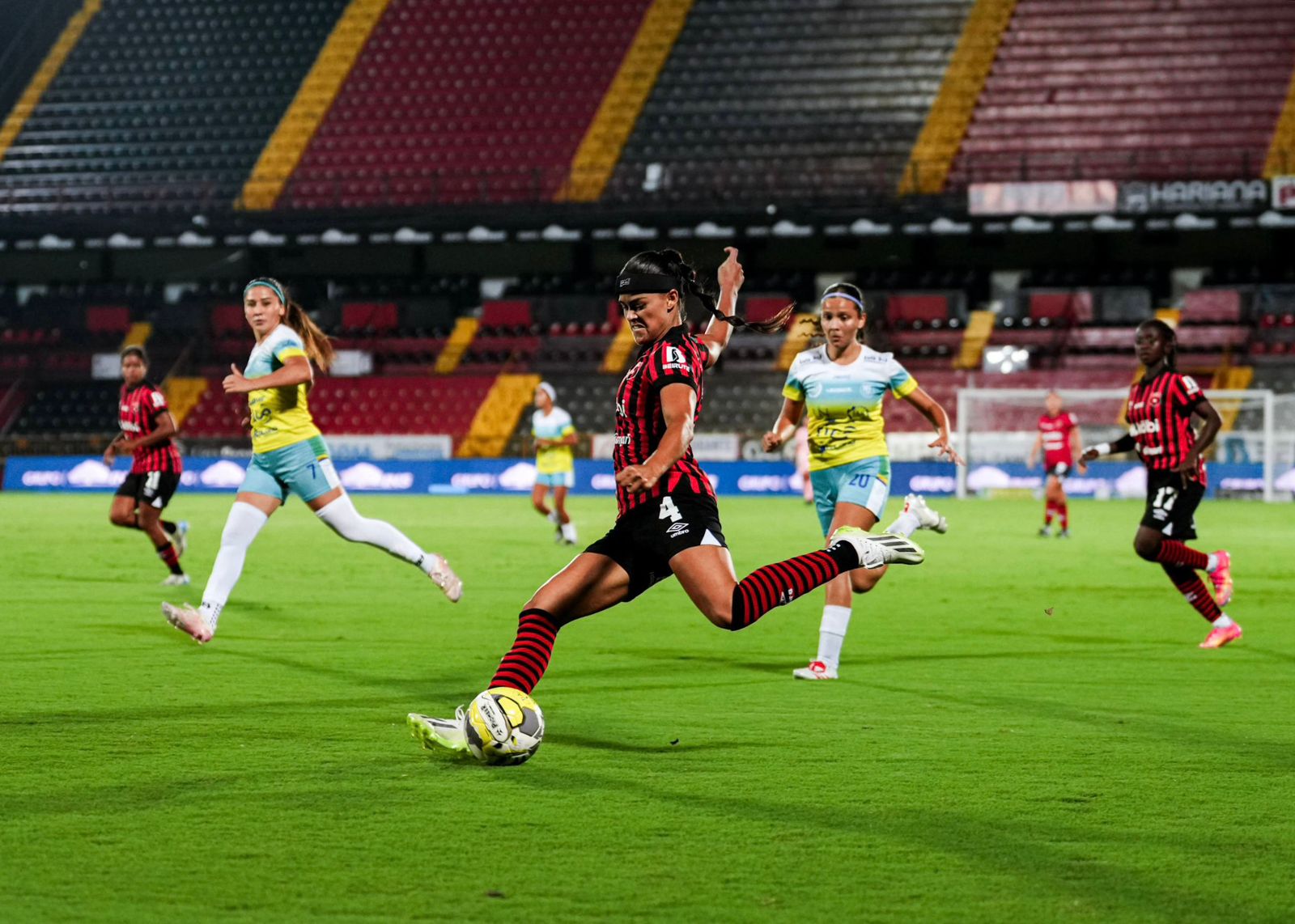 Alajuelense FF toma distancia en la cima de la Liga Premier Femenina