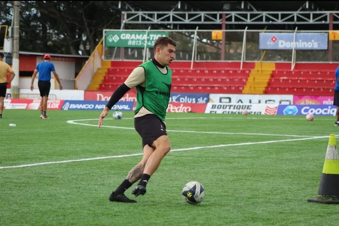 Fernán Faerron dejó de ser jugador del Club Sport Herediano