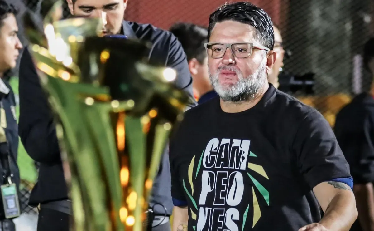 Jafet Soto cerrará el Apertura 2025 como técnico del Herediano