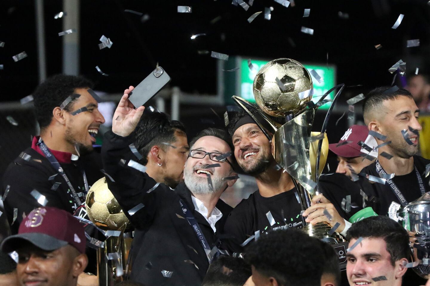 Juan Carlos Rojas cierra su ciclo en un cambiante Saprissa