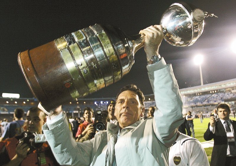 Fallece el entrenador de Boca Juniors Miguel Ángel Russo