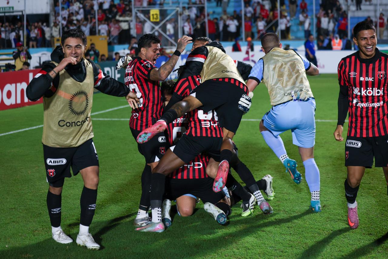 Alajuelense clasifica a la final de la Copa Centroamericana 2025 Alajuelense clasifica a la final de la Copa Centroamericana 2025