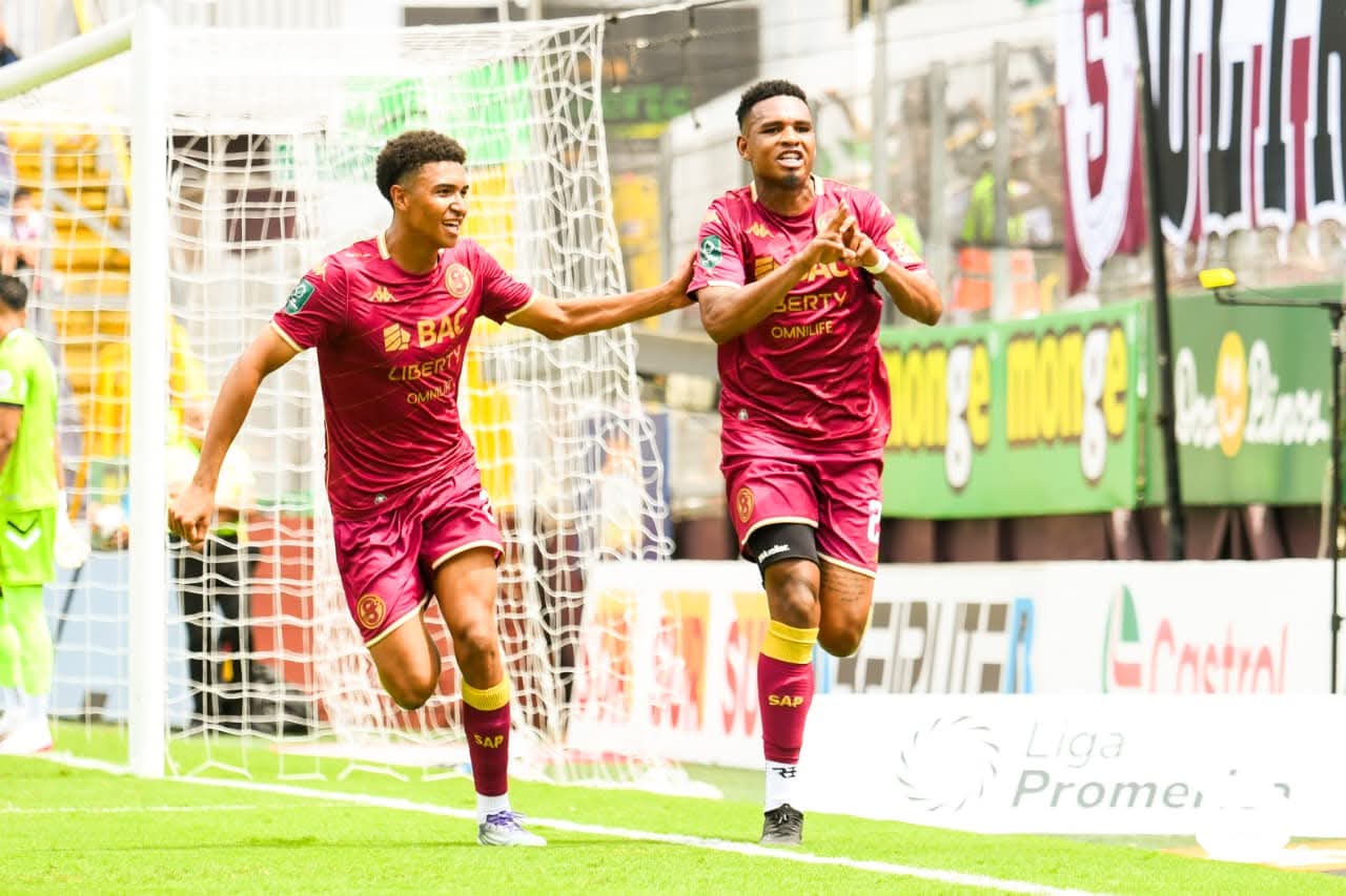 Saprissa ganó en casa y sigue peleando por el liderato Saprissa ganó en casa y sigue peleando por el liderato