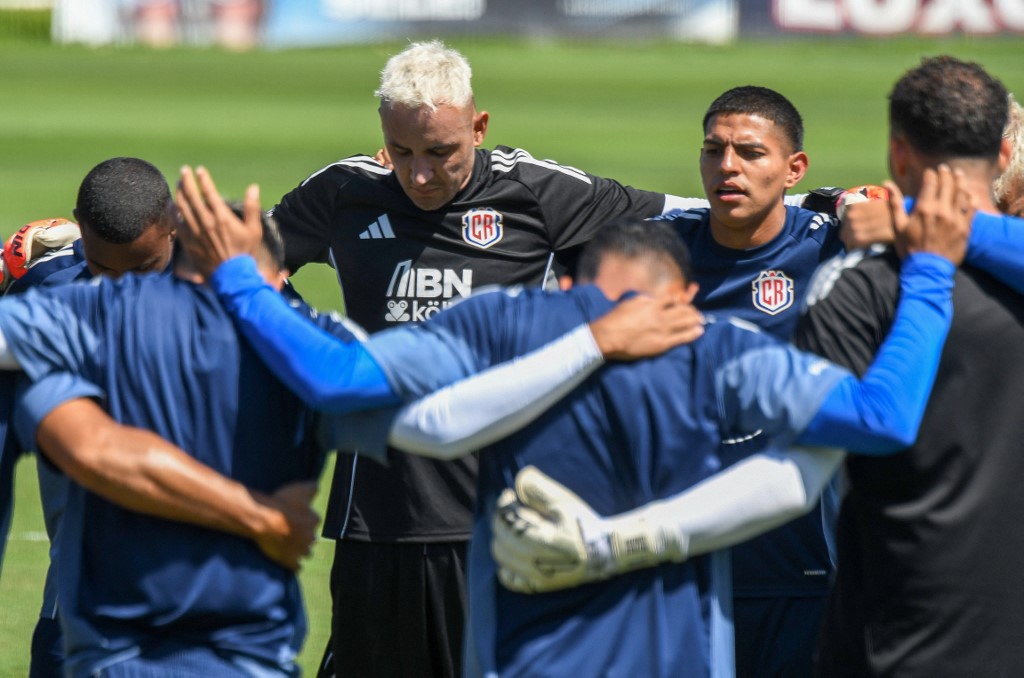 Costa Rica se juega su última vida ante Honduras