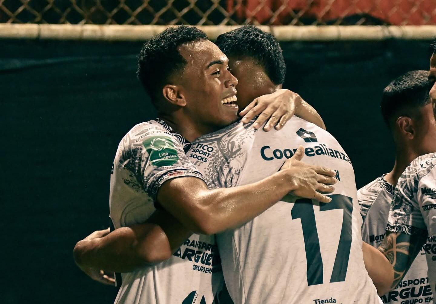 Pérez Zeledón gana en Puntarenas y sueña con clasificar Pérez Zeledón gana en Puntarenas y sueña con clasificar