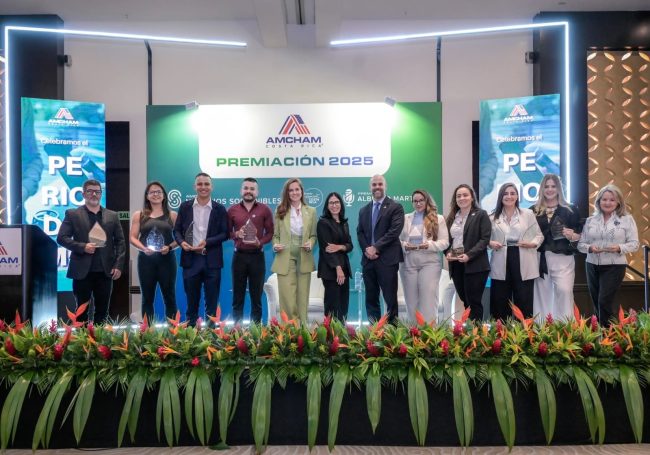 Calet Barquero: El Estudiante de la UIA que ganó el premio AmCham
