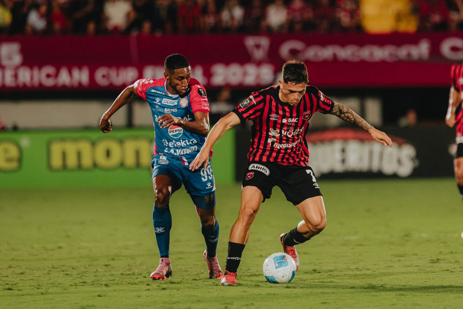 Empate entre Alajuelense y Xelajú dejan la final totalmente abierta
