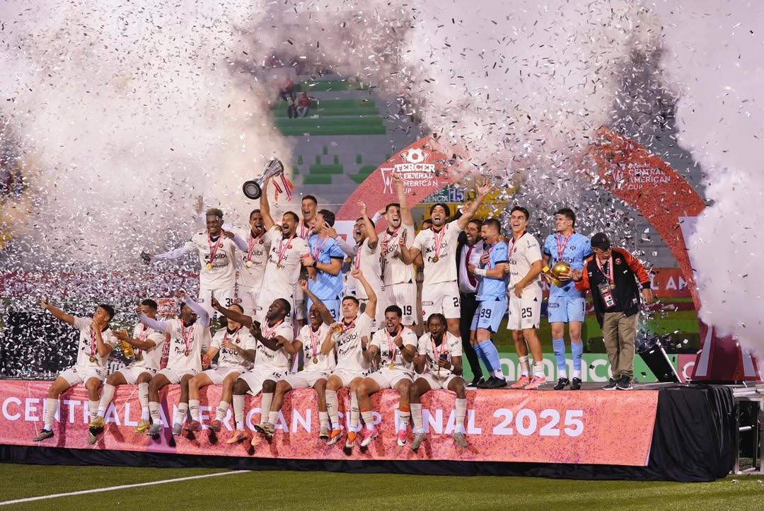 Alajuelense conquistó el tricampeonato la Copa Centroamericana