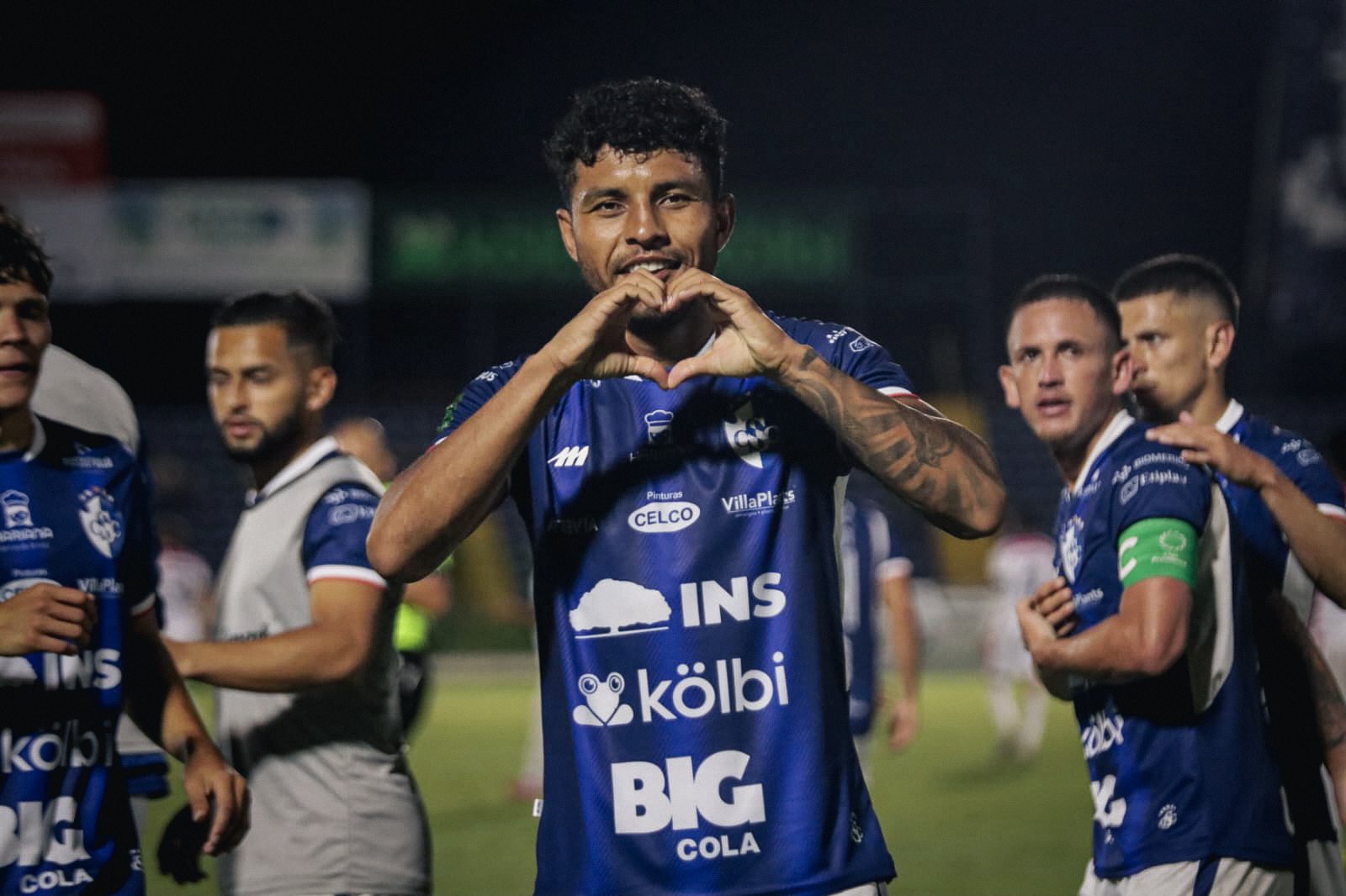 Cartaginés remonta y debuta con triunfo ante Guadalupe