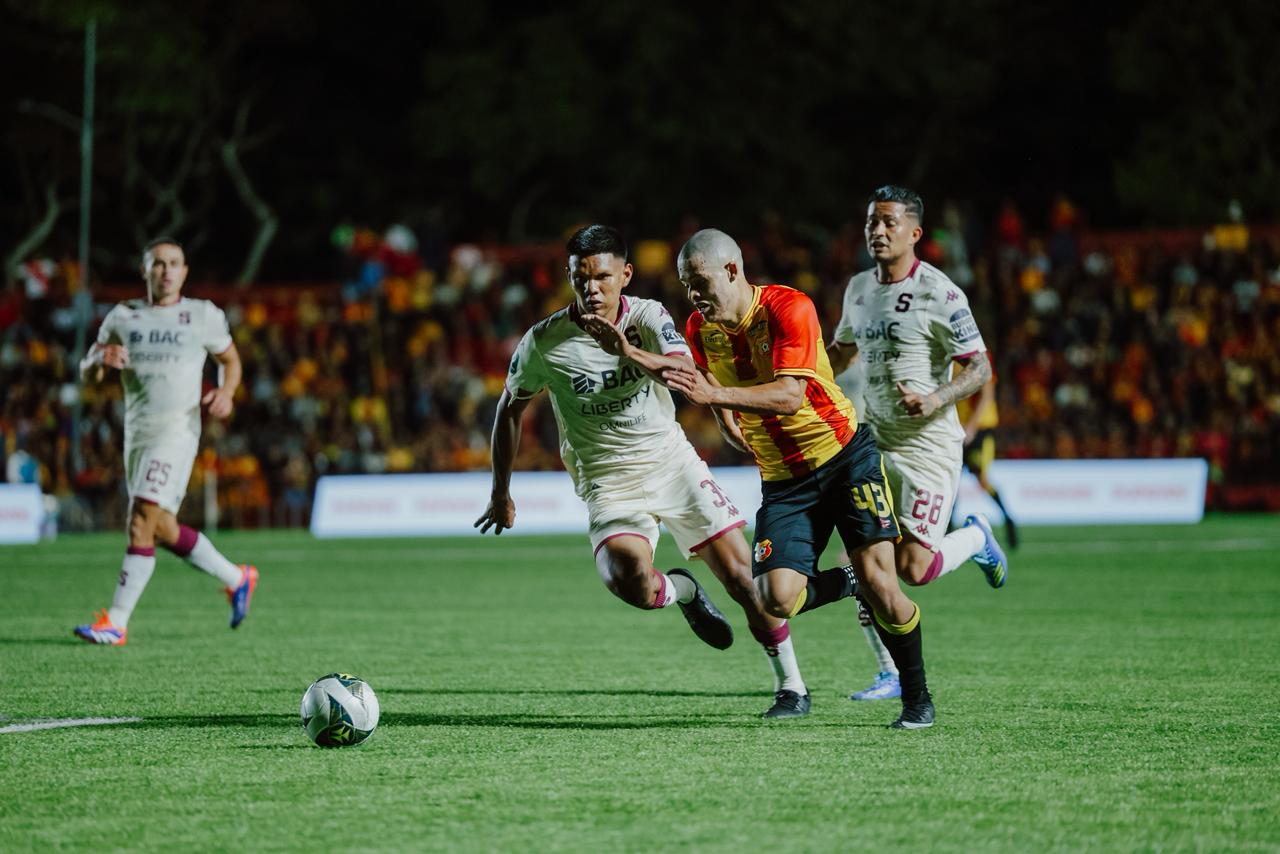 Herediano venció al Saprissa en el Clásico del Buen Fútbol