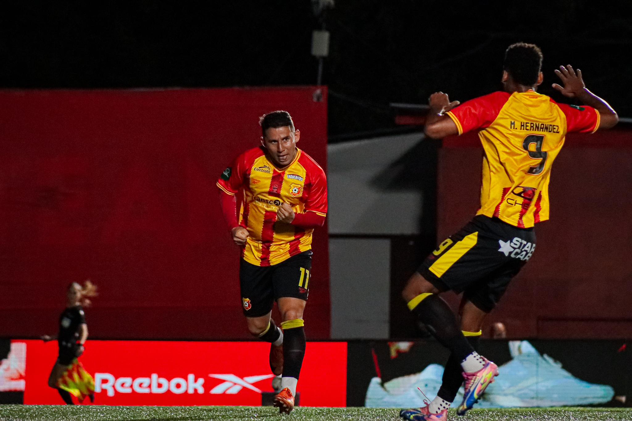 Herediano triunfa ante Pérez Zeledón y se mantiene líder