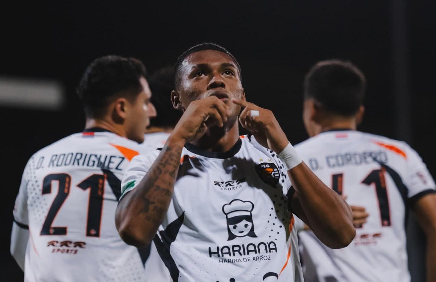Puntarenas FC consigue su primera victoria con goleada a Liberia