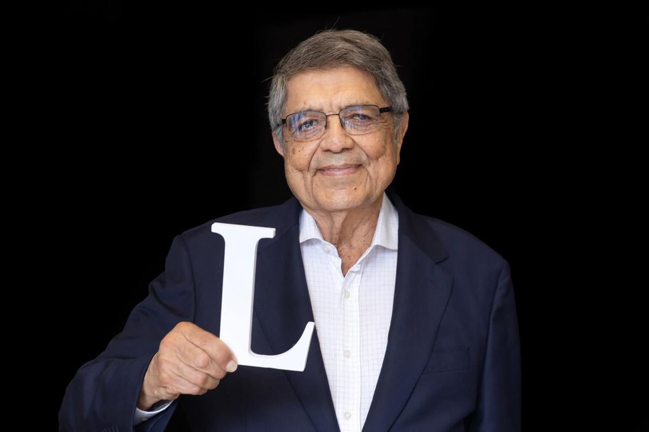 Sergio Ramírez es elegido para la silla L de la RAE