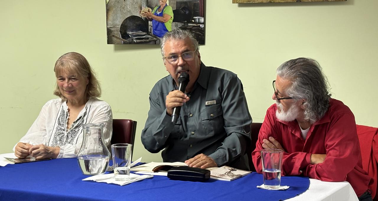 Edmundo Retana ilumina con Formas ocultas de la luz