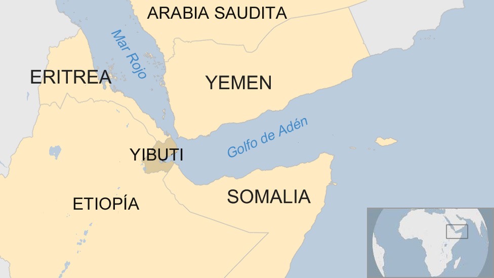 Miles de personas huyen por guerra en Yemen Miles de personas huyen por guerra en Yemen