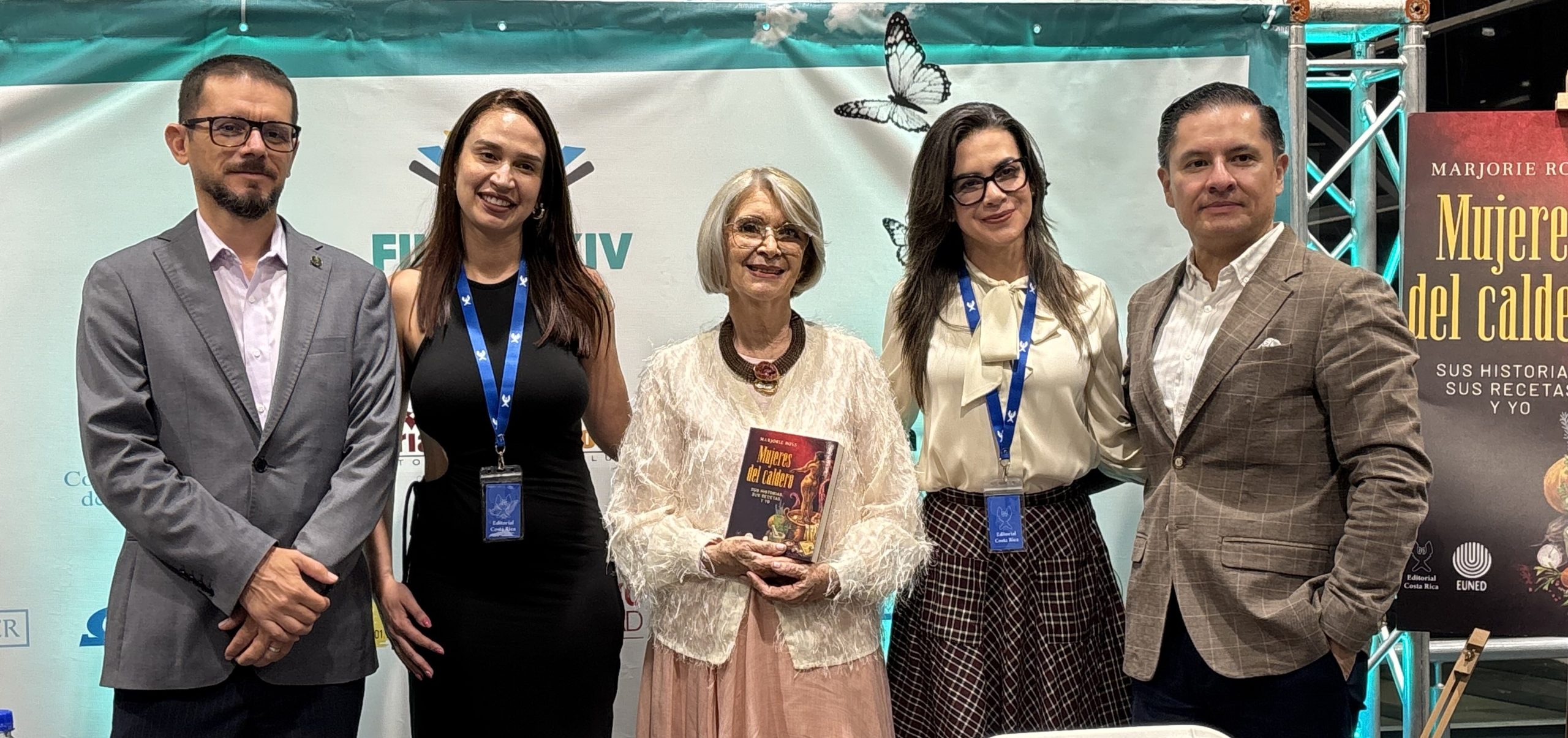 Marjorie Ross reúne historias, recetas y saberes de mujeres costarricenses